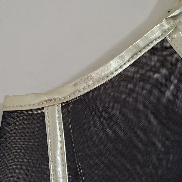 Victoria's Secret Nylon Beach/Tote Bag - Picture 3 of 9